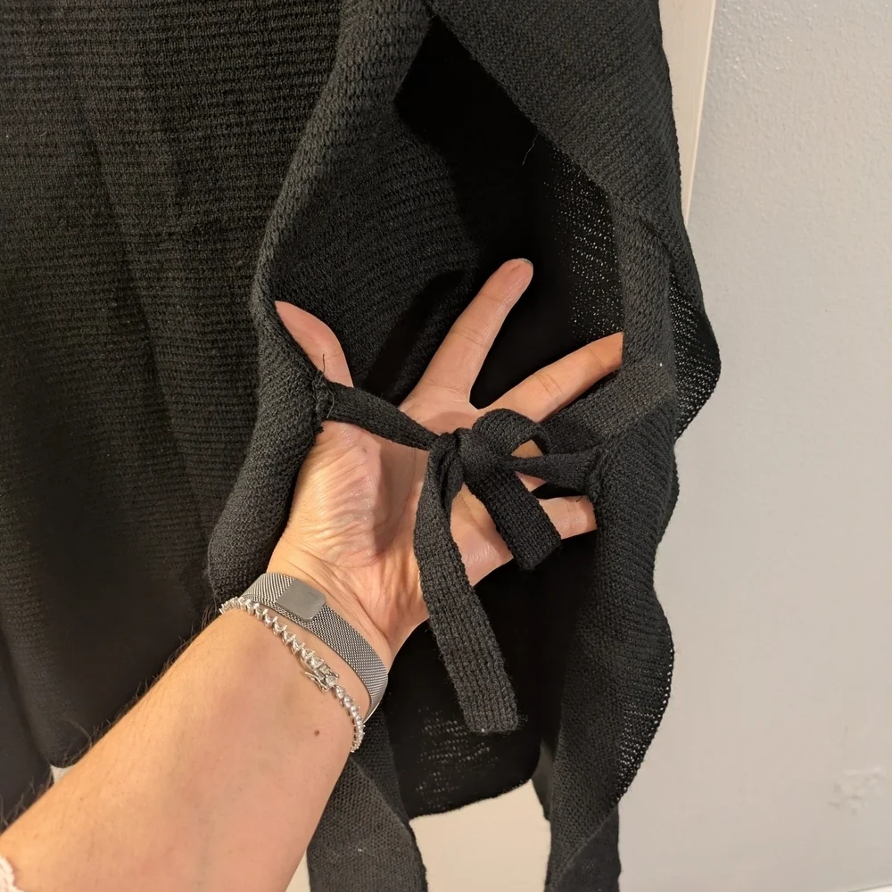 New York & Company Black Knit Poncho - Picture 2 of 3